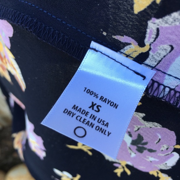 NWT Roe + May Ava Maxi Dress Half Moon Floral Rayon Navy Blue Pink XS - Picture 8 of 10